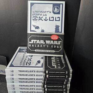 Star Wars Galaxy's Edge: Traveler's Guide to Batuu